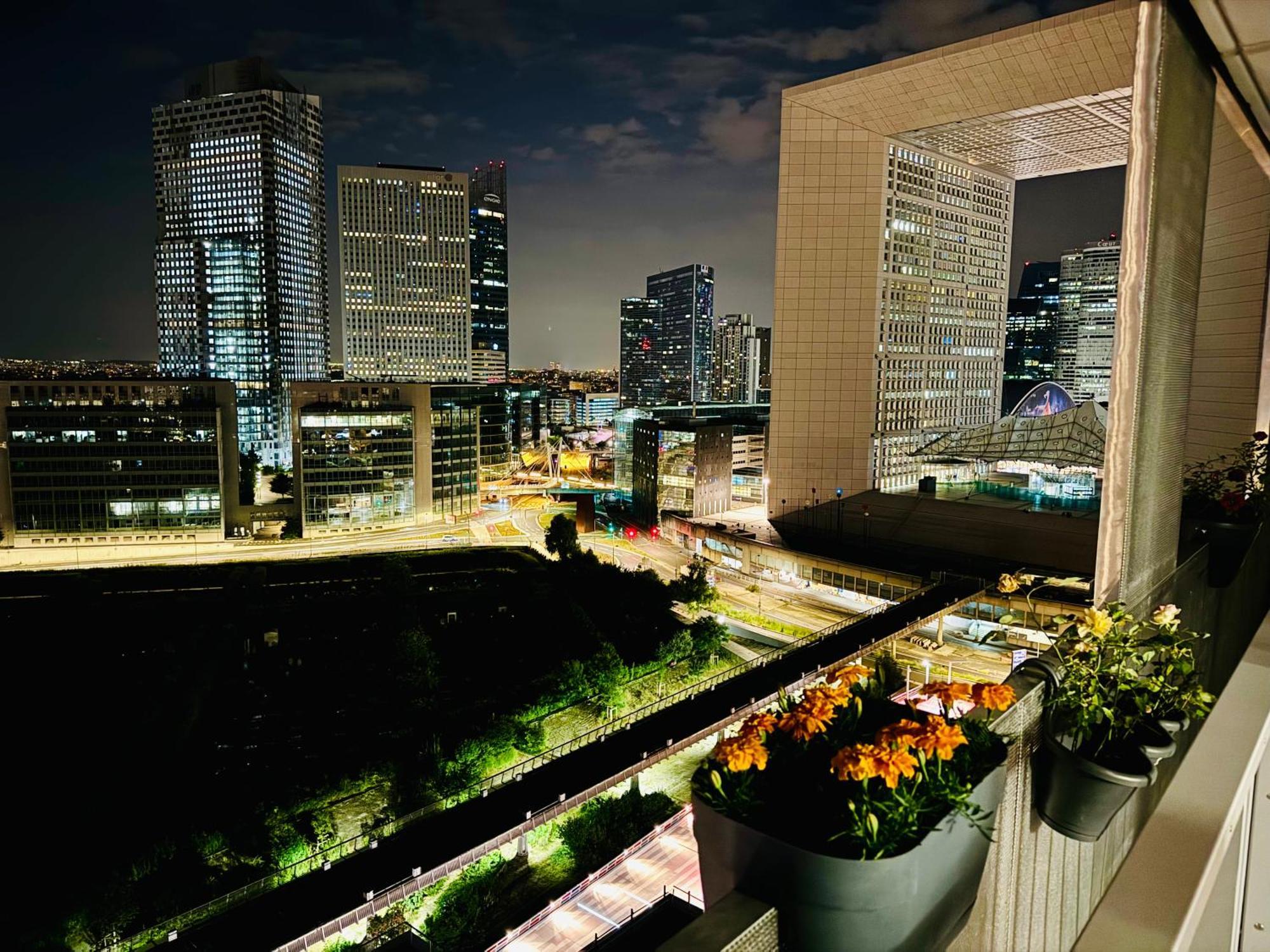 Luxury 2 Rooms Apartment With Balcony Puteaux Extérieur photo